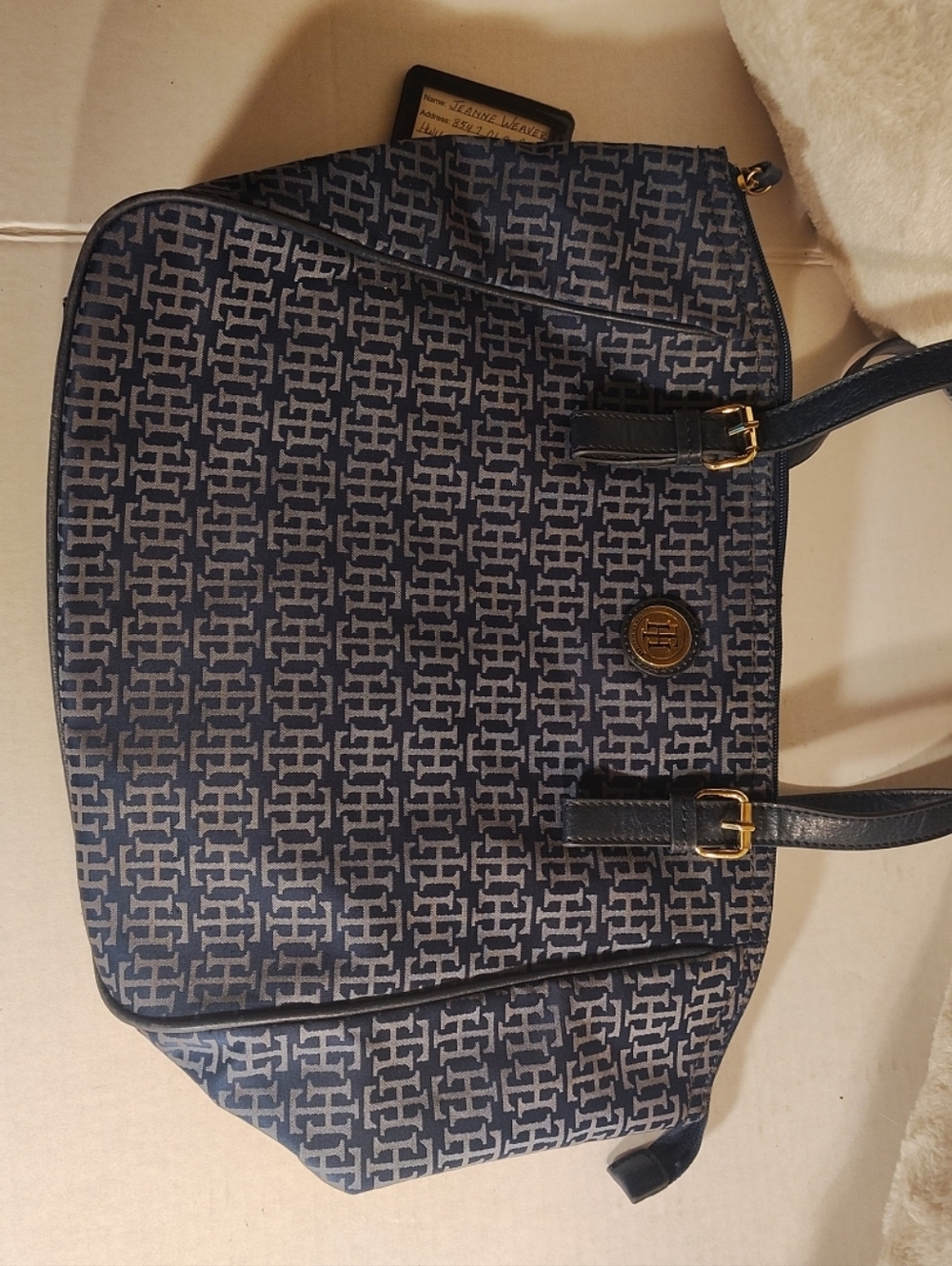 tommy hilfiger bag